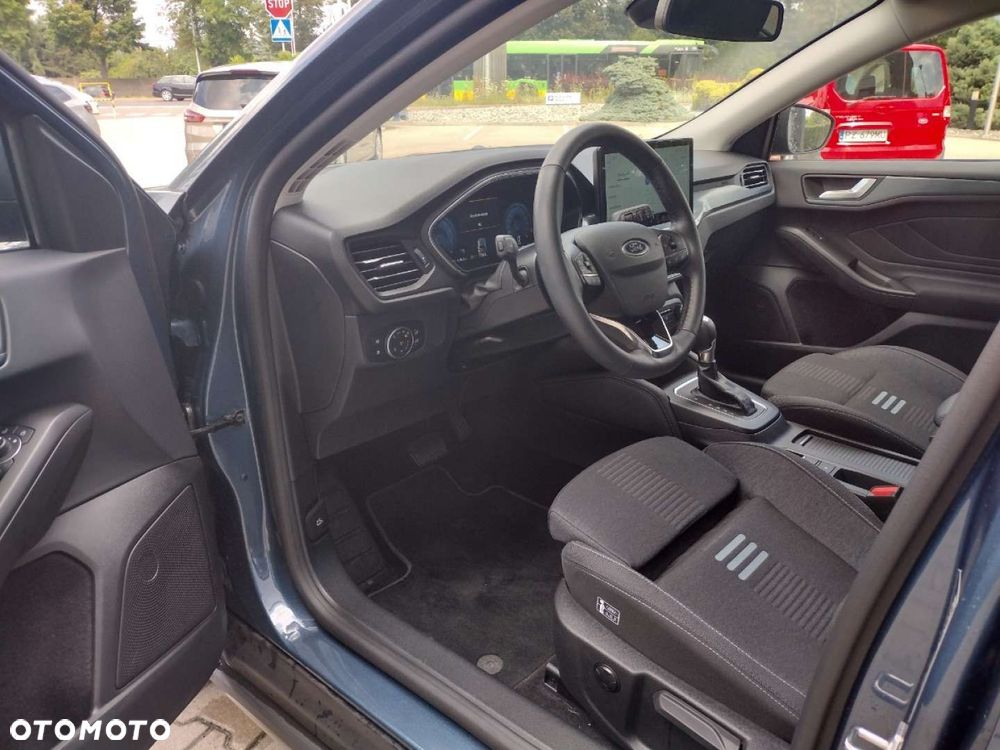 Ford Focus - 11
