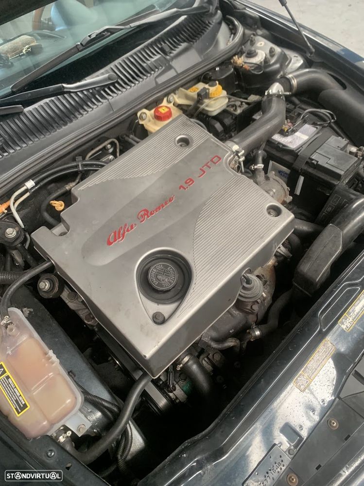 Alfa Romeo 156 1.9 JTD - 8