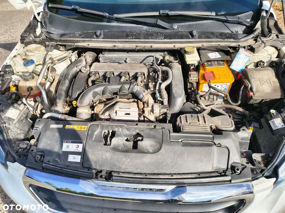 Peugeot 308 1.6 THP Active - 12