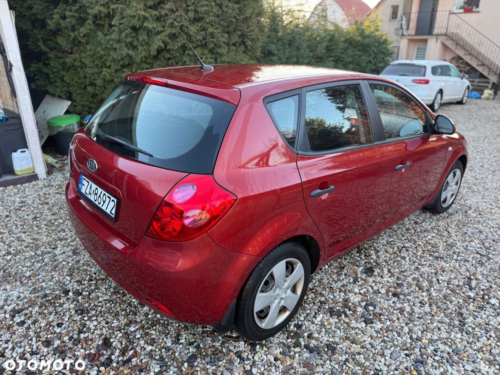Kia Ceed 1.4 CVVT LX Basis - 10