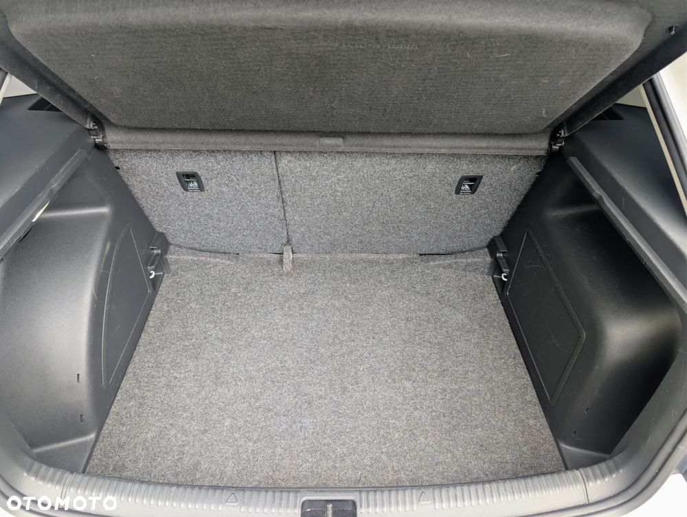 Skoda RAPID 1.2 TSI (Green tec) Active - 10