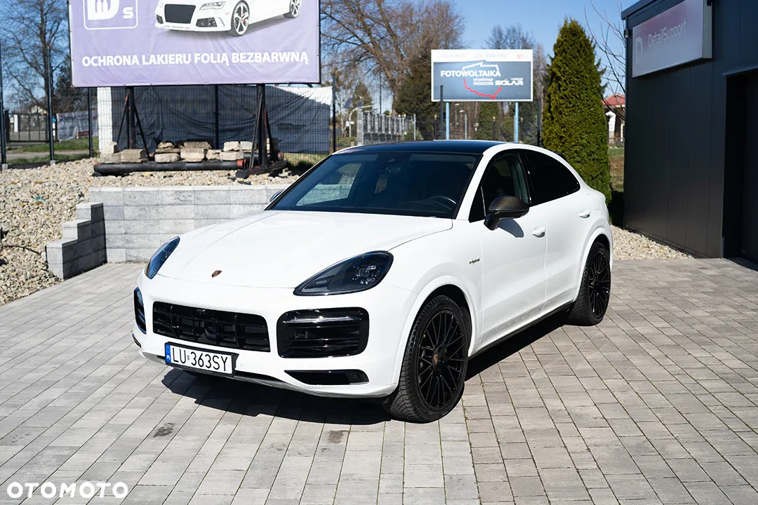 Porsche Cayenne Coupe Platinum Edition - 3