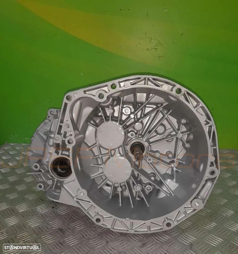 Caixa de velocidades Recondicionada Opel Vivaro 1.9 DTI 2004 Ref: PK6025