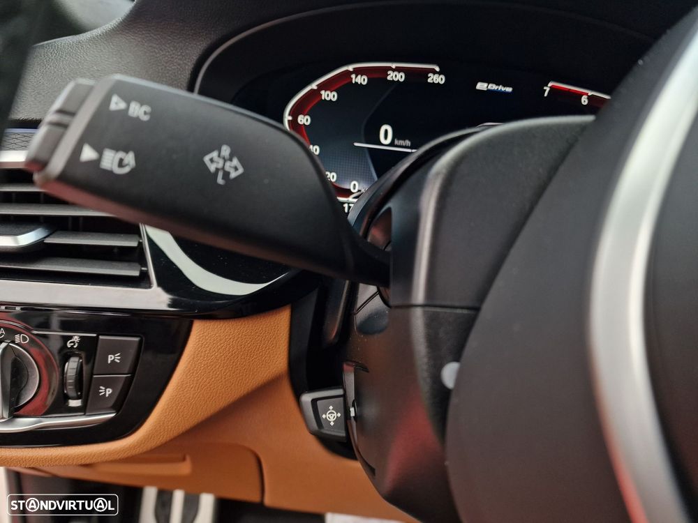 BMW 530 e Pack Desportivo M - 24