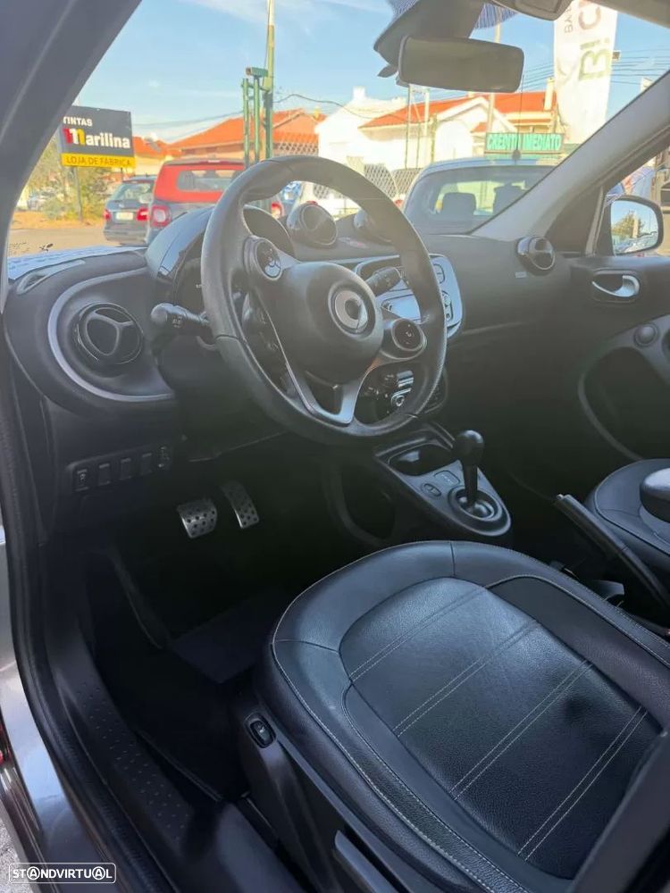 Smart Forfour 2019 photo 3