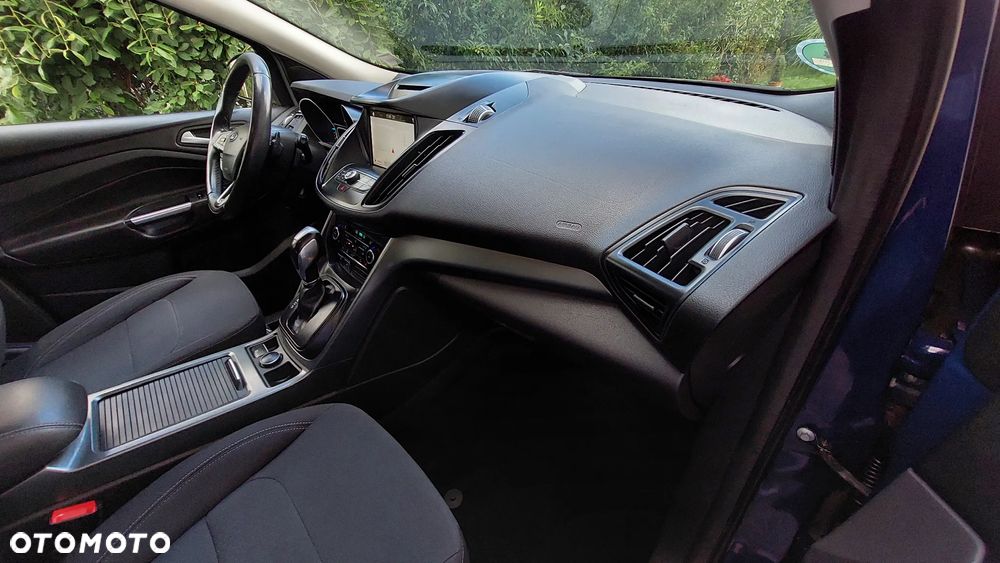 Ford Kuga 2.0 TDCi FWD Edition - 17