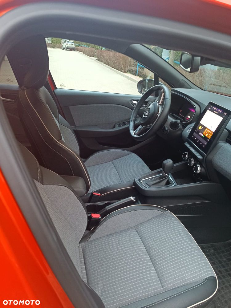 Renault Clio 1.6 E-TECH Techno - 31