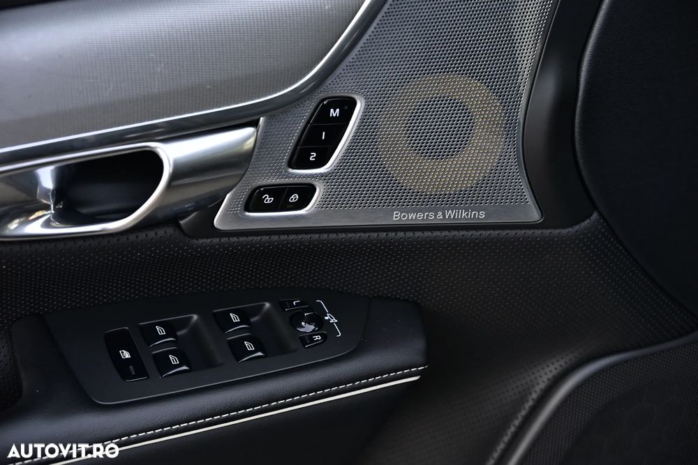 Volvo V90 D4 Geartronic R Design - 36