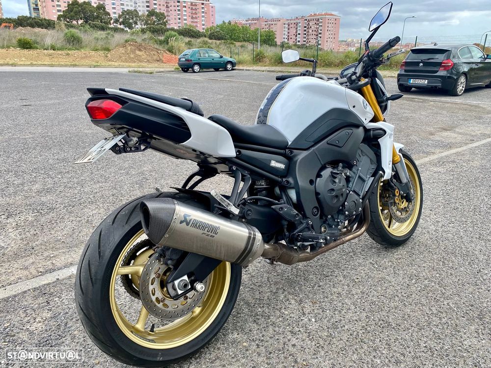 Yamaha FZ - 16