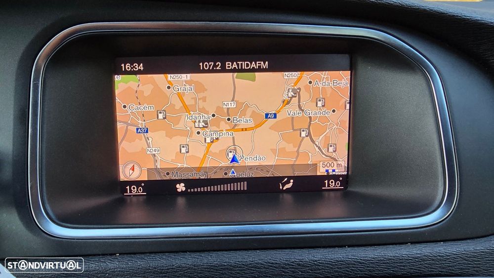 Volvo V40 2.0 D2 Momentum Geartronic - 18