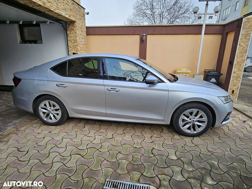 Skoda Octavia 2.0 TDI DSG Ambition - 7