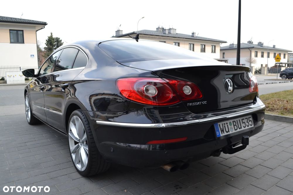 Volkswagen Passat CC - 8