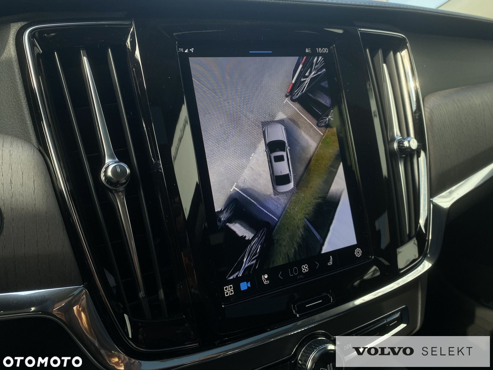 Volvo S90 - 24