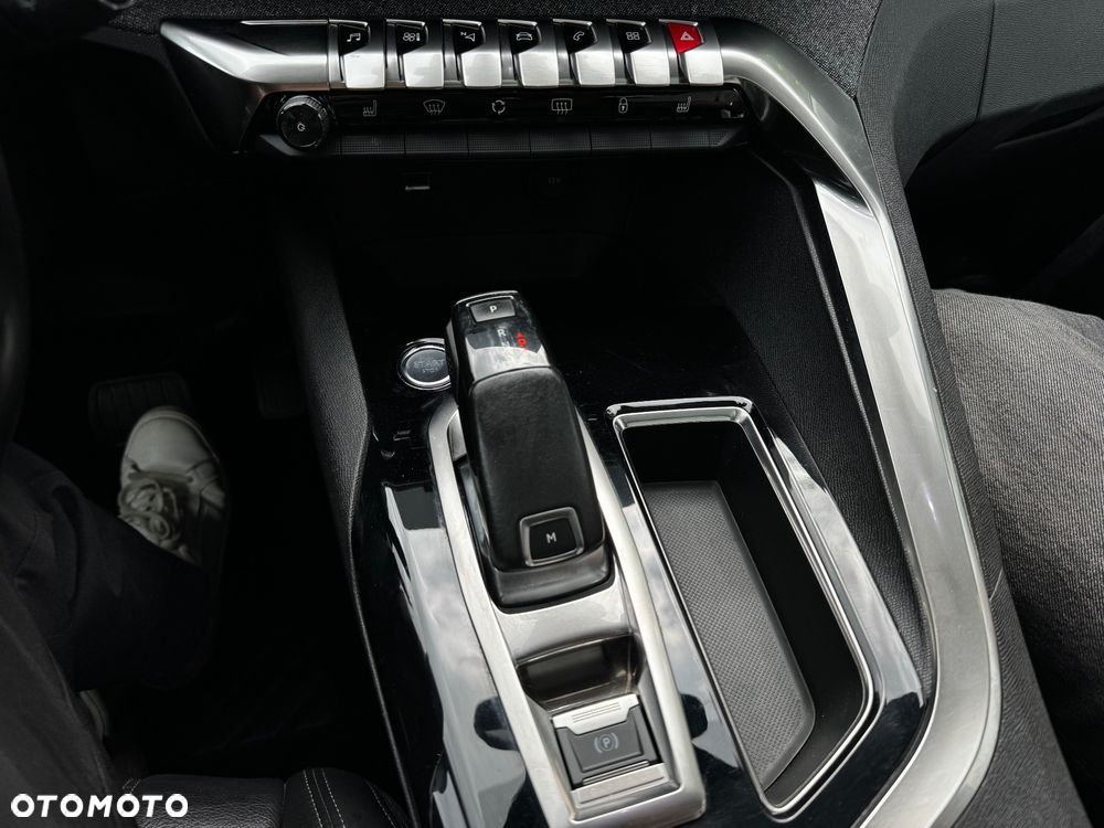 Peugeot 5008 1.5 BlueHDi Allure S&S EAT8 - 15