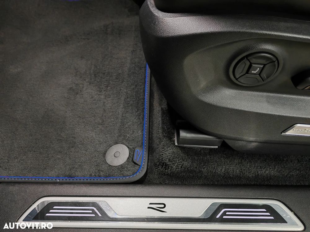 Volkswagen Touareg V6 TSI eHybrid PHEV R - 37