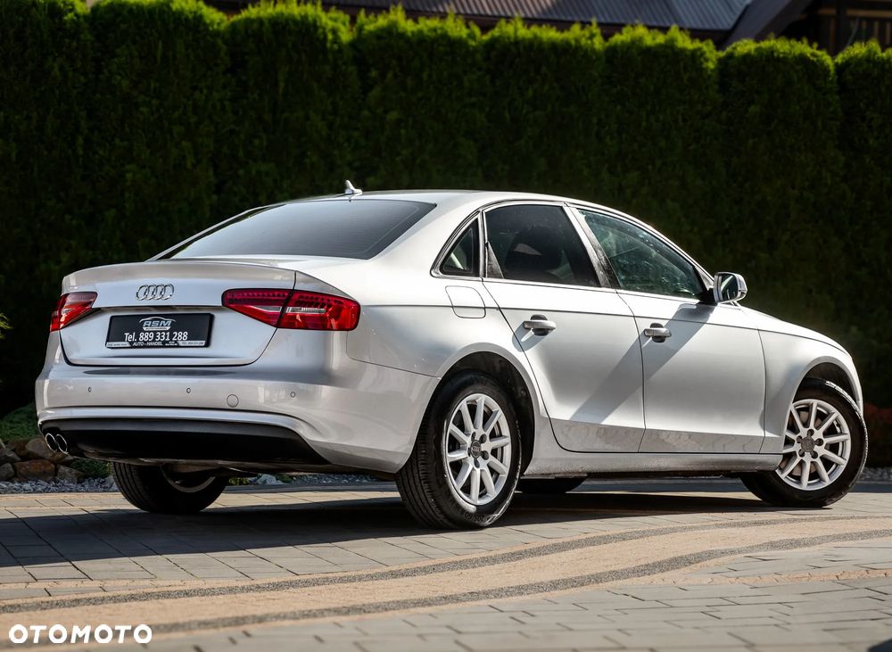 Audi A4 Limousine - 12