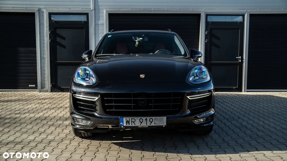 Porsche Cayenne GTS Tiptronic S - 11