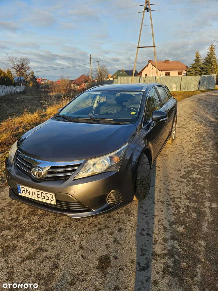 Toyota Avensis 2.0 D-4D Active - 1