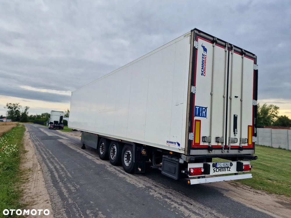 Schmitz Cargobull - 3