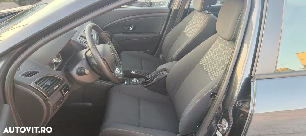 Renault Megane dCi 110 FAP Expression - 8