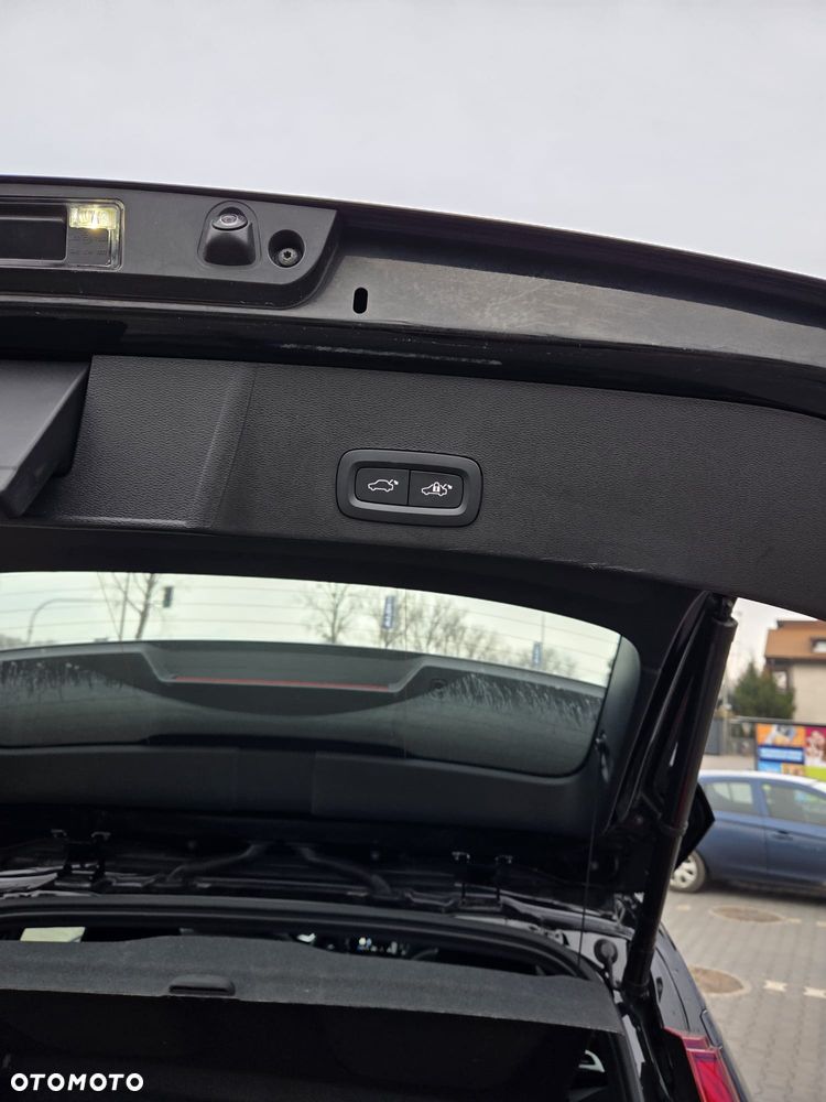 Volvo XC 40 B3 Core - 7