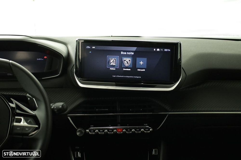 Peugeot 2008 1.2 PureTech Allure EAT8 - 9