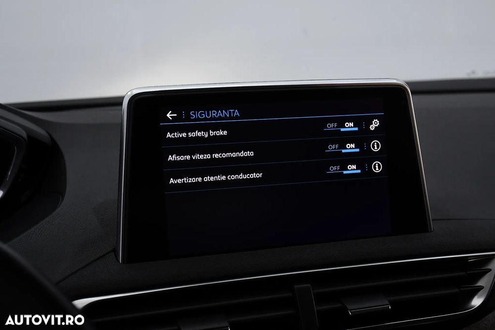 Peugeot 3008 PureTech 130 Stop & Start EAT6 Allure - 29