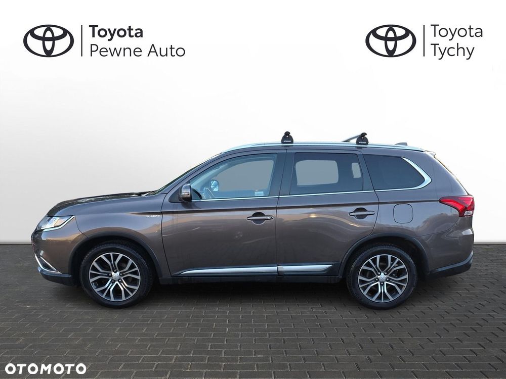 Mitsubishi Outlander - 2
