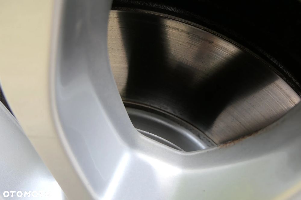 Volvo V40 Cross Country D3 Geartronic Momentum - 33