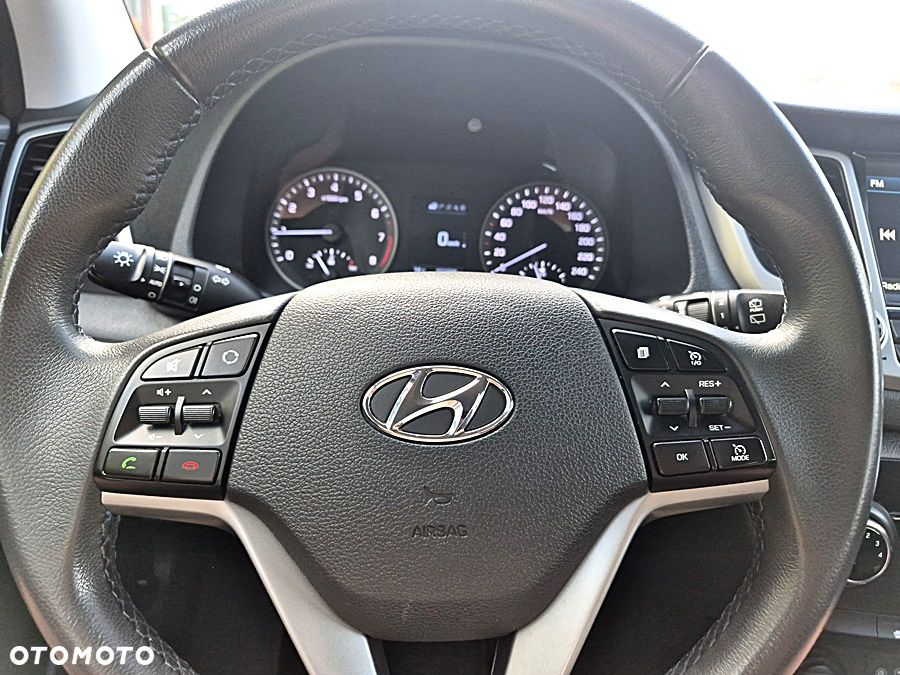 Hyundai Tucson blue 1.6 GDi 2WD Navi - 17