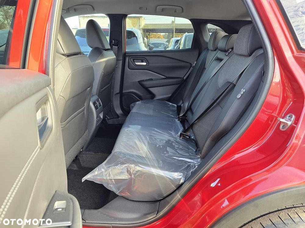 Nissan Qashqai 1.3 DIG-T mHEV N-Connecta Xtronic - 8