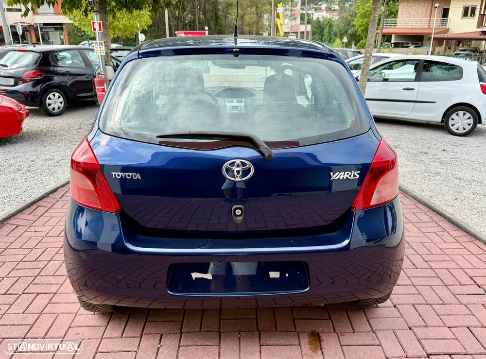 Toyota Yaris 1.0 VVT-i Cool Edition - 5