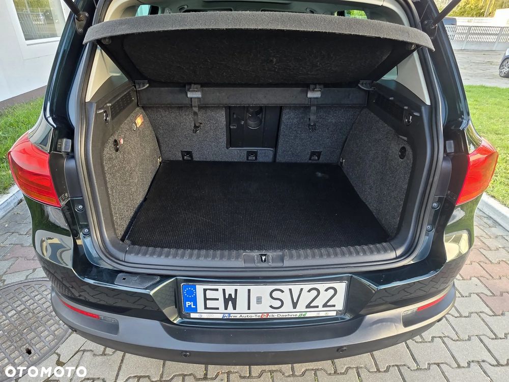 Volkswagen Tiguan 2.0 TDI DPF 4Motion BlueMotion Technology Exclusive - 12