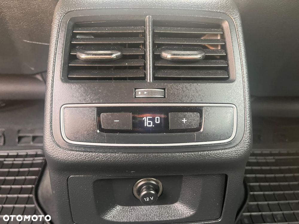 Audi A4 Avant 2.0 TDI S tronic quattro - 23