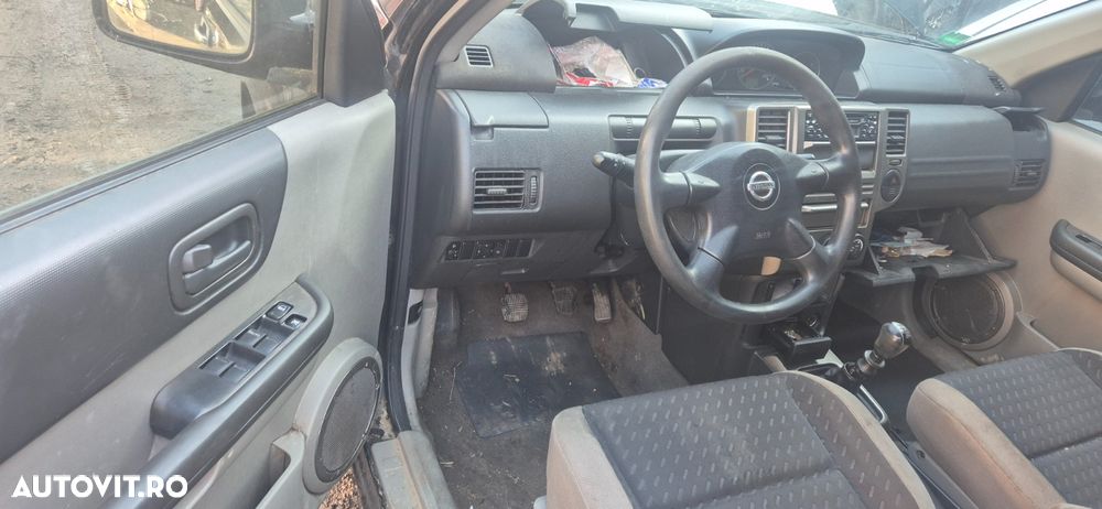 Motor fara anexe Nissan X-Trail T30 2005 2.2 diesel 136cp - 4