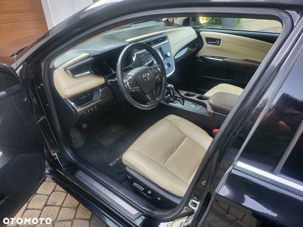 Toyota Avalon - 7