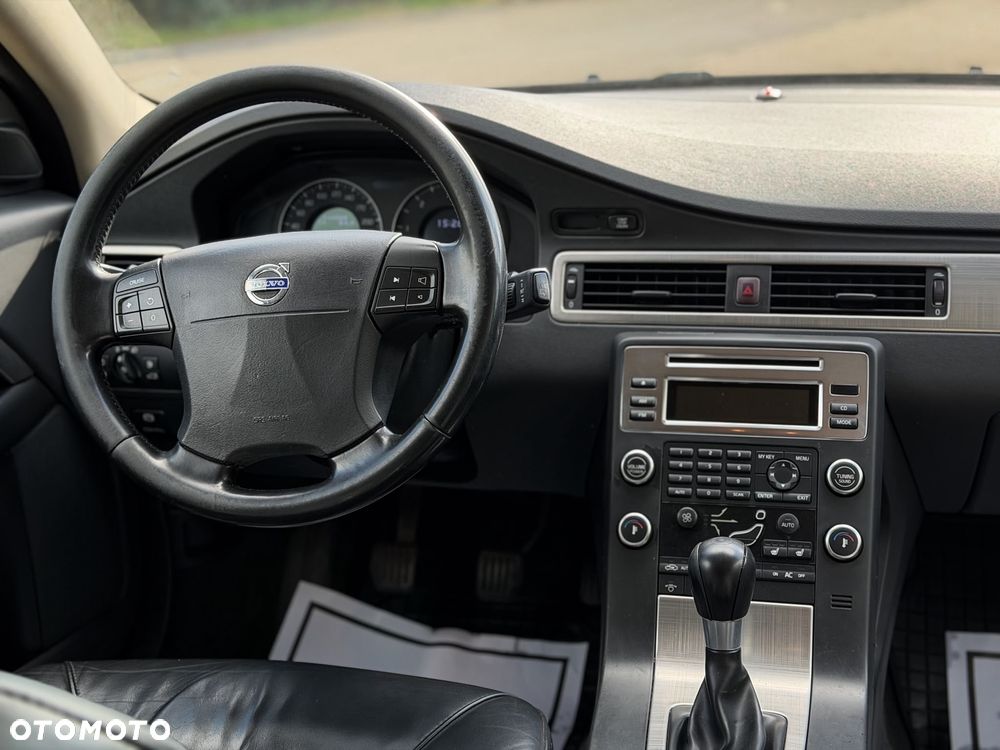 Volvo V70 2.0D Momentum - 11