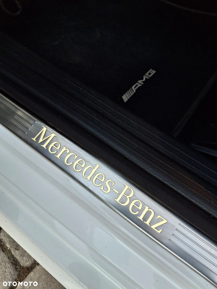 Mercedes-Benz CLA 200 7G-DCT - 16