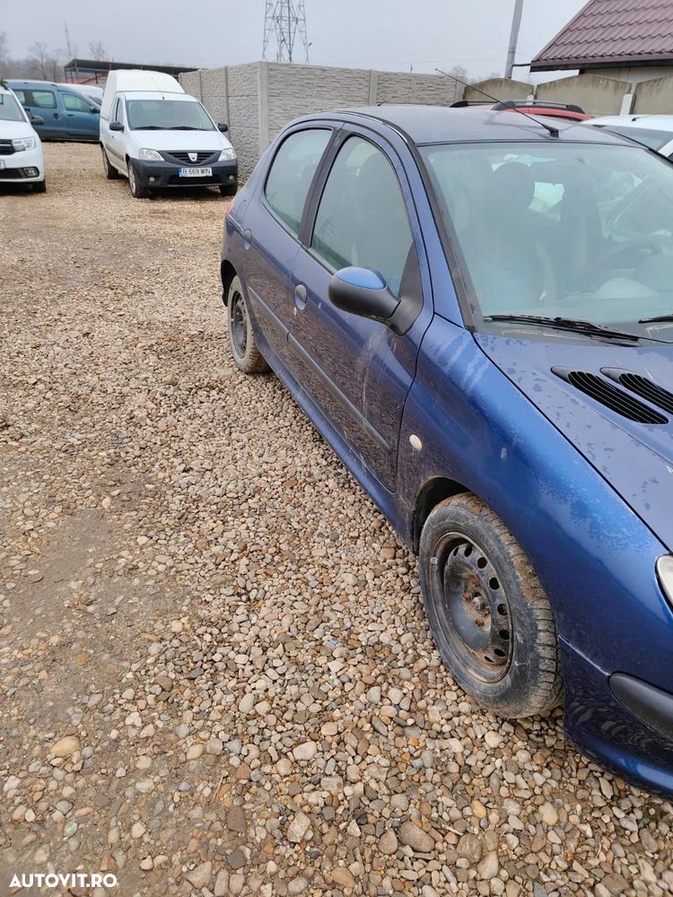 Dezmembrez Peugeot 206/ an 2006 - 6