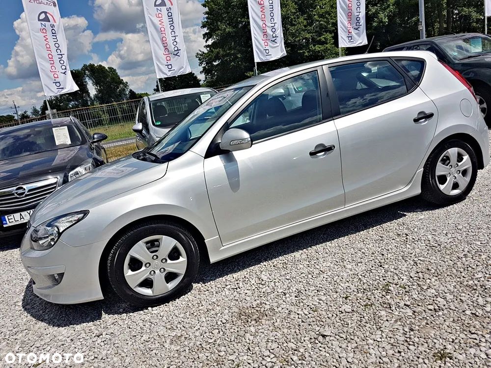 Hyundai i30 i30cw 1.4 UEFA EURO 2012 Edition - 29