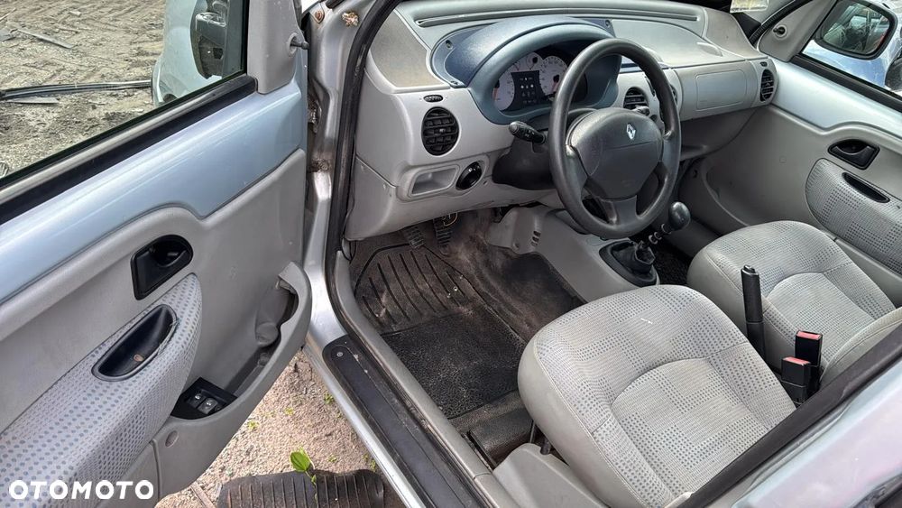 Renault Kangoo 2003 poj. 1.5 DCi 82 KM- samochód na części - 4