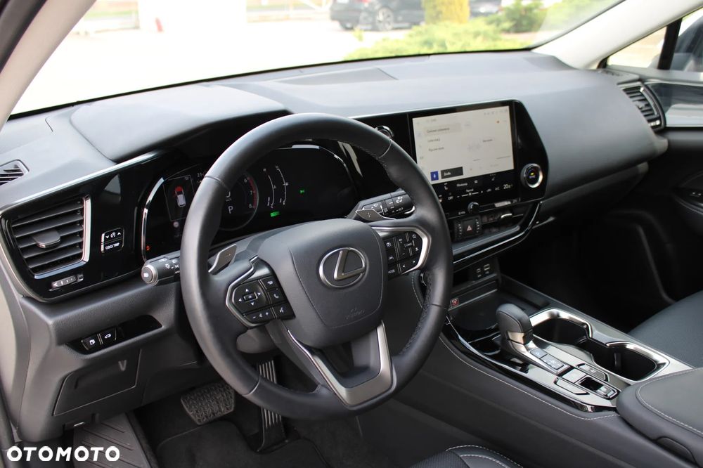 Lexus NX 350h Prestige 2WD - 17