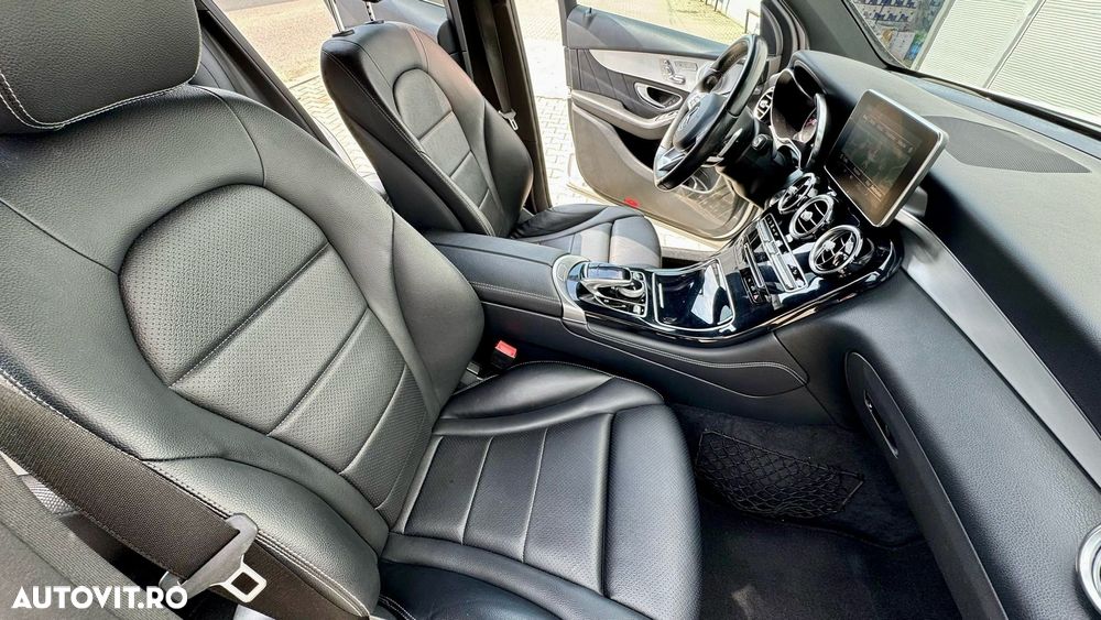 Mercedes-Benz GLC 220 d 4Matic 9G-TRONIC AMG Line - 8