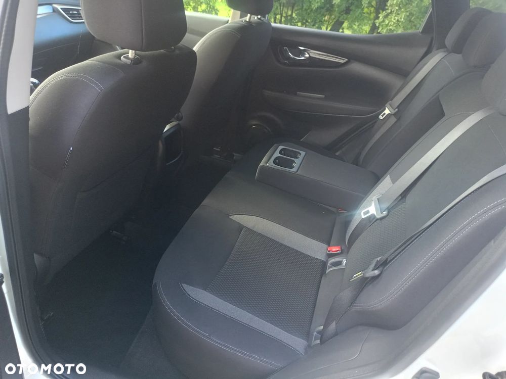 Nissan Qashqai 1.3 DIG-T Tekna - 11