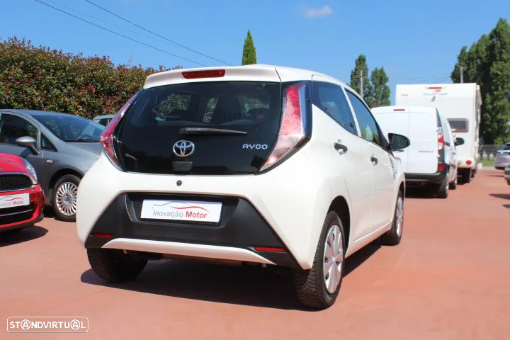 Toyota Aygo 1.0 - 13