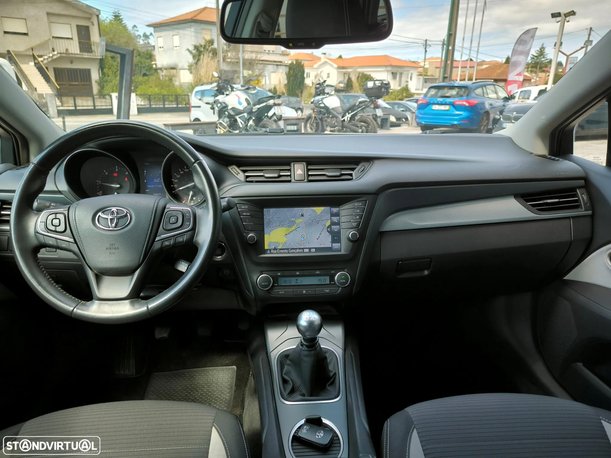 Toyota Avensis Touring Sports 1.6 D-4D Exclusive +P.Business - 12