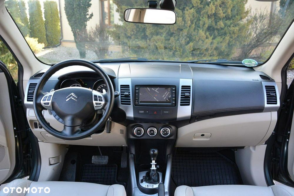 Citroën C-Crosser 2.2 HDi Exclusive DCS - 24