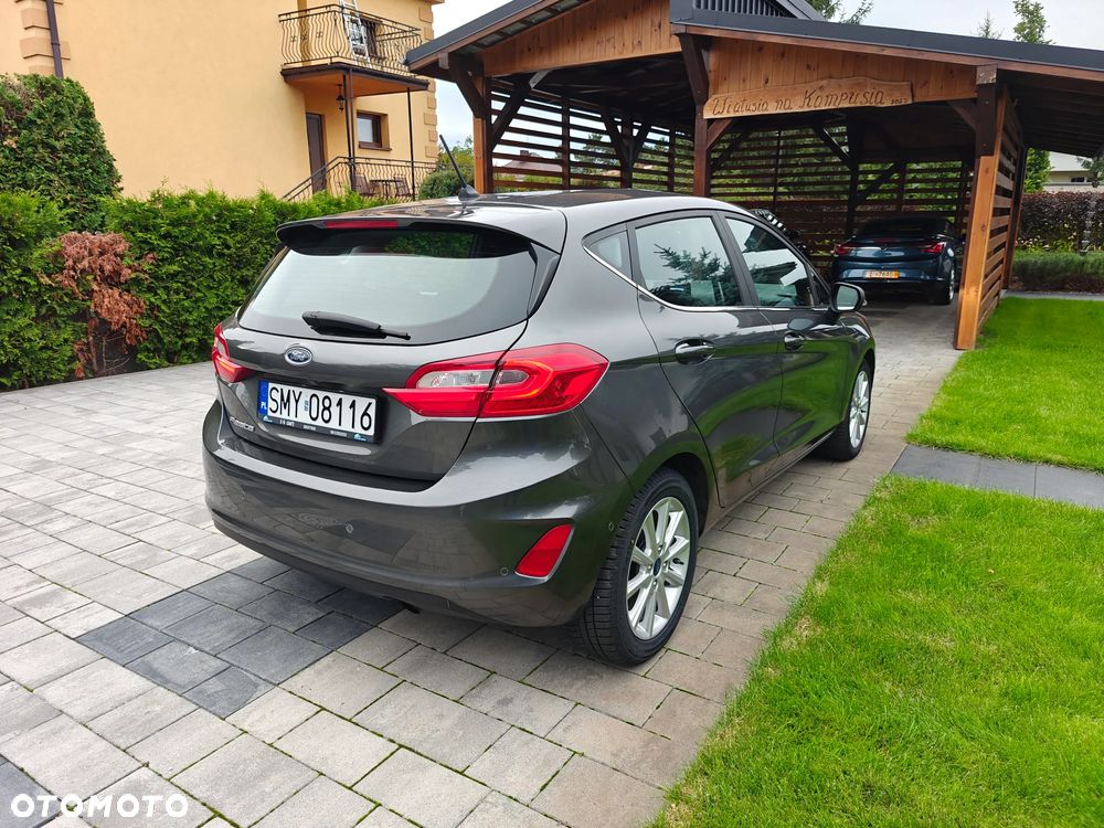 Ford Fiesta - 9