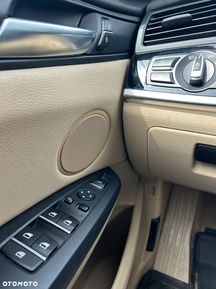 BMW X3 xDrive20d - 23