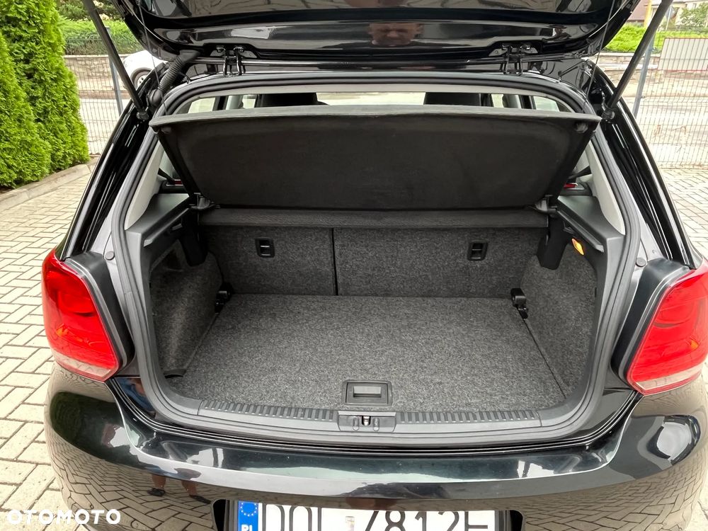 Volkswagen Polo - 16